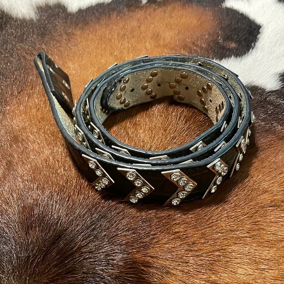 Accessories - Black and Arrow Western Belt